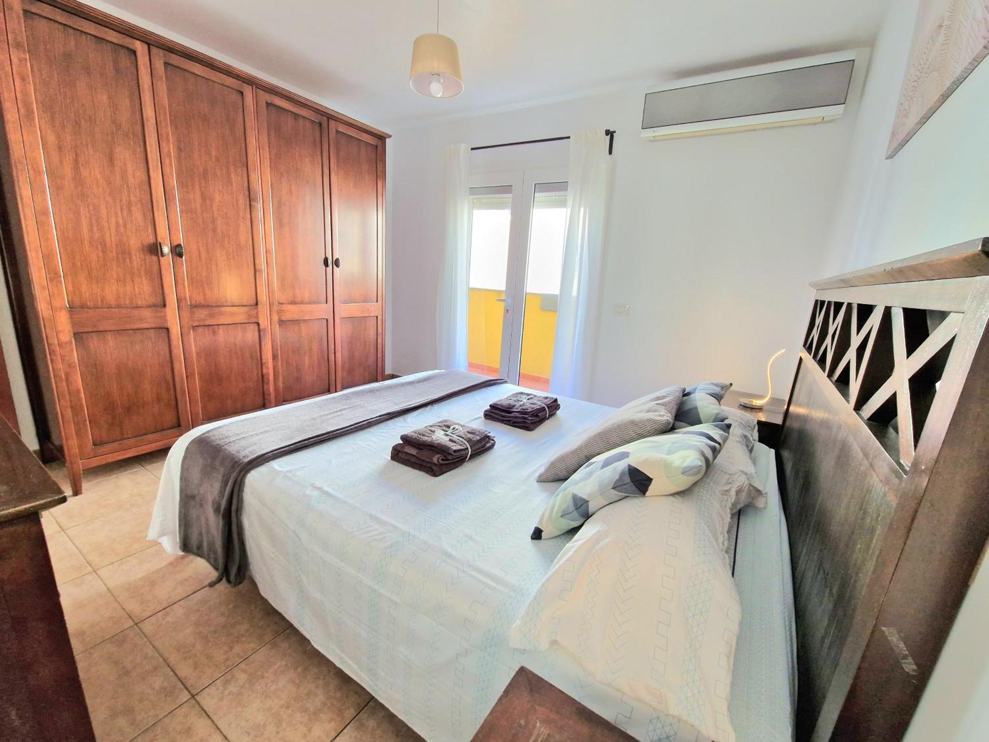 Spacious Independent Chalet Next The Airport - Sea サン・イシドロ エクステリア 写真
